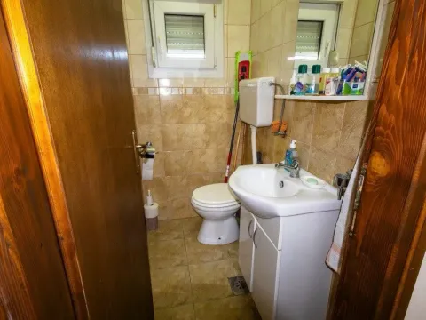 Prodaja, kuća, 114m², Zagorič, Podgorica - image 17