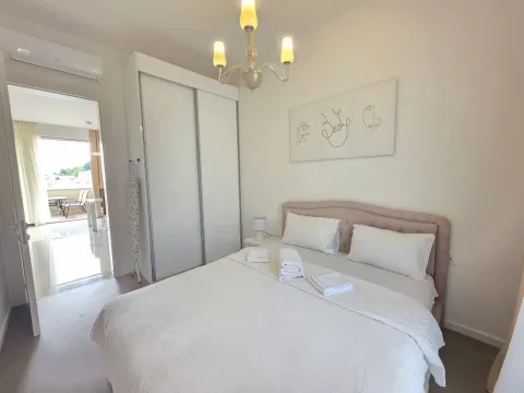 Sale, two bedroom apartment, 98m², Bečići, Budva - image 21