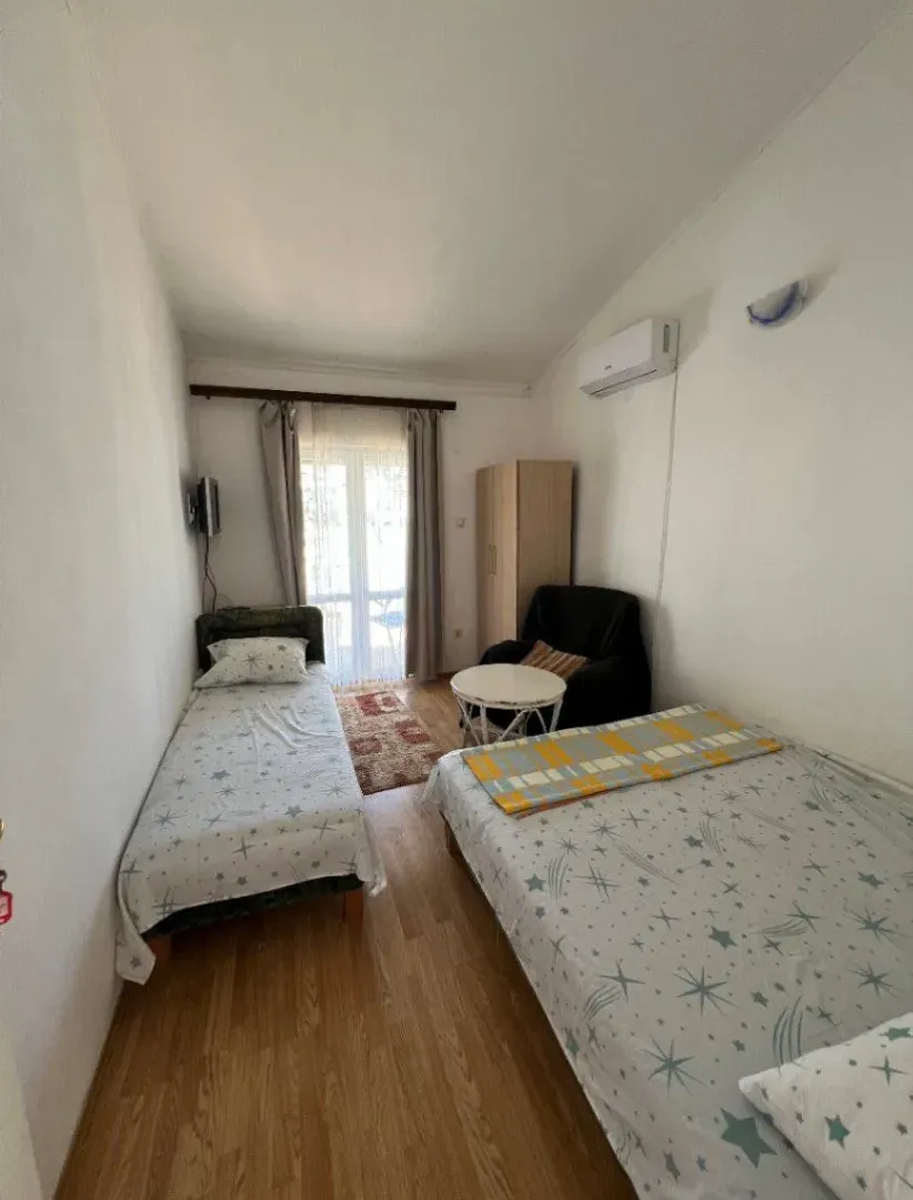 Rent, three bedroom apartment, 270m², Šušanj, Bar