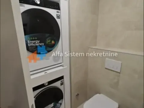 Izdavanje, trosoban stan, 112m², Novi Beograd Blok 65, Novi Beograd Sve Podlokacije - image 16