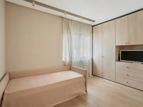Sale, two bedroom apartment, 138m², Budva, Crna Gora - image 3
