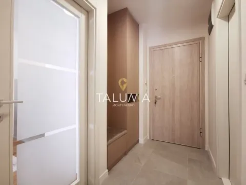 Rent, one bedroom apartment, 46m², City Kvart, Podgorica - image 9
