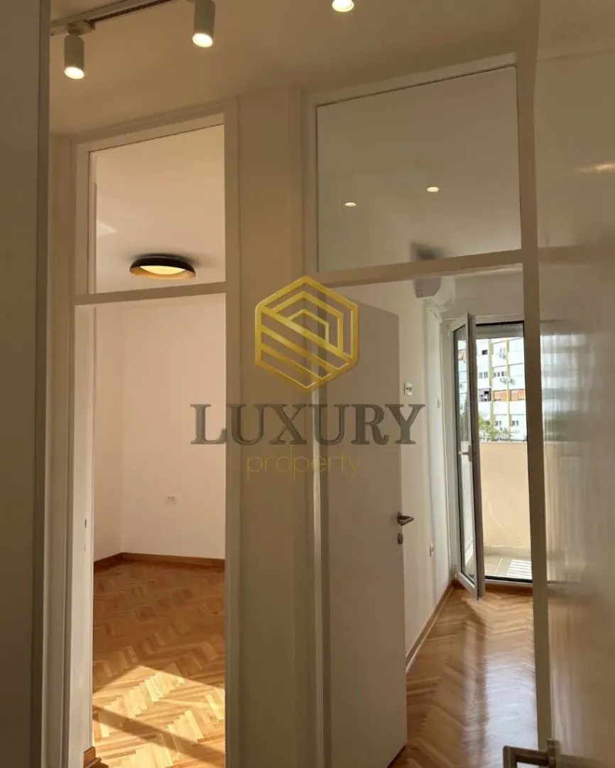 Rent, office space, 76m², Gintaš, Podgorica