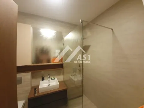 Izdavanje, trosoban stan, 78m², Sajam, Novi Sad Sve Podlokacije - image 8