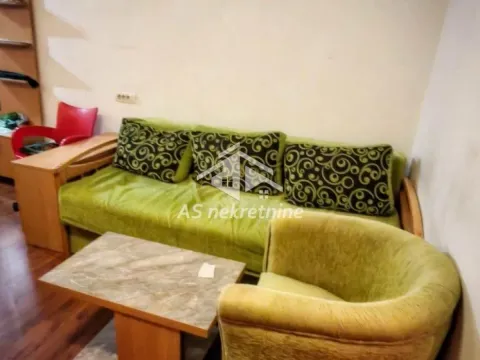 Izdavanje, dvosoban stan, 40m², Čukarica, Beograd - image 1