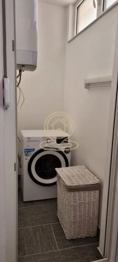 Prodaja, dvosoban stan, 50m², Grbavica, Novi Sad Sve Podlokacije