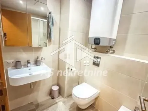 Izdavanje, trosoban stan, 75m², Crveni Krst, Beograd - image 15