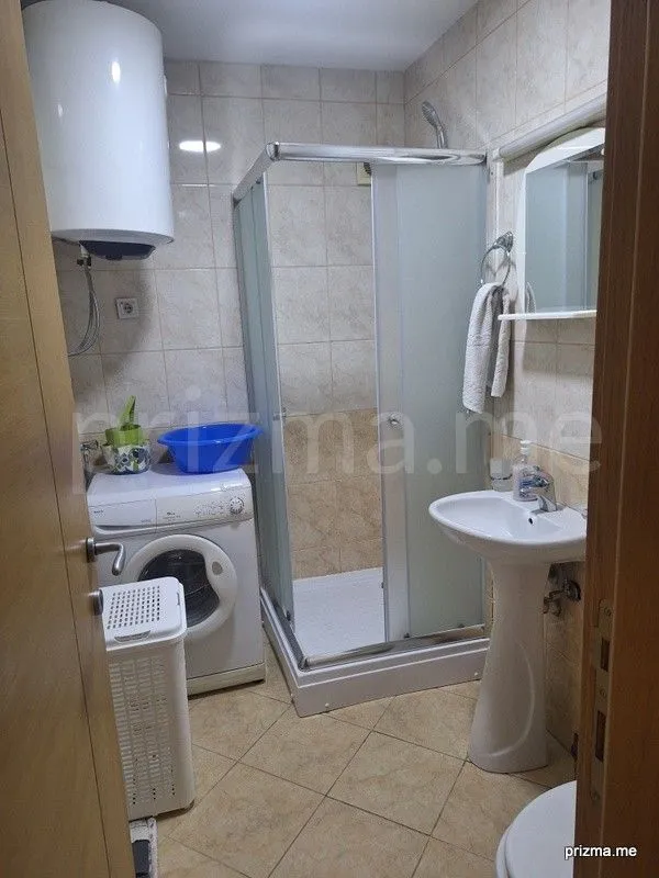 Izdavanje, jednosoban stan, 38m², Zabjelo, Podgorica