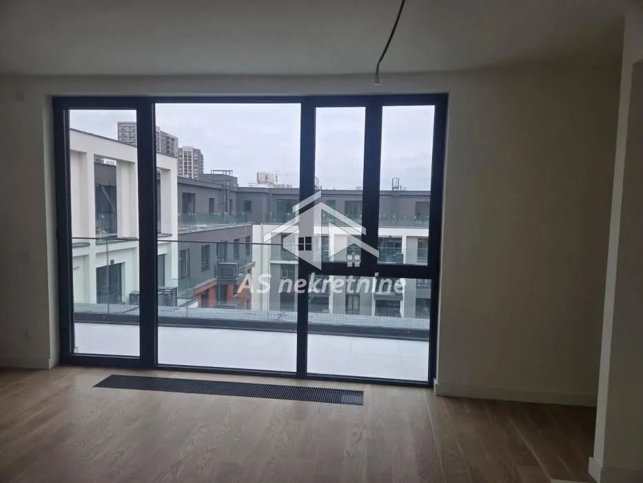 Rent, three bedroom apartment, 113m², Savski Venac, Beograd