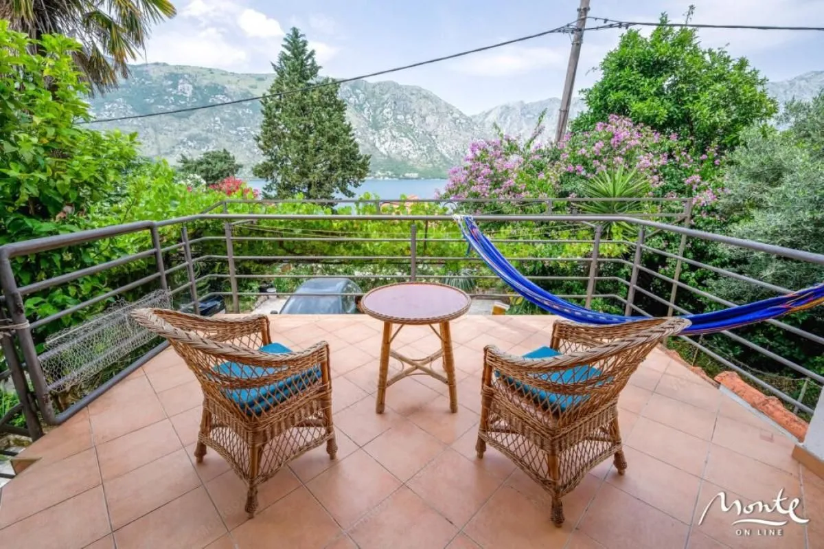 Sale, house, 133m², Stoliv, Kotor
