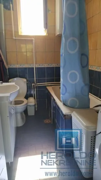Prodaja, kuća, 440m², Kolonija, Jagodina