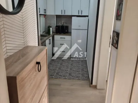 Rent, one bedroom apartment, 32m², Telep, Novi Sad Sve Podlokacije - image 5