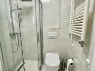 Prodaja, četvorosoban stan, 240m², Dobre Vode, Bar - image 18