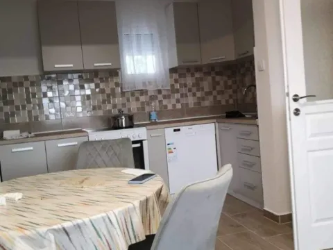 Izdavanje, kuća, 72m², Ilino, Bar - image 3