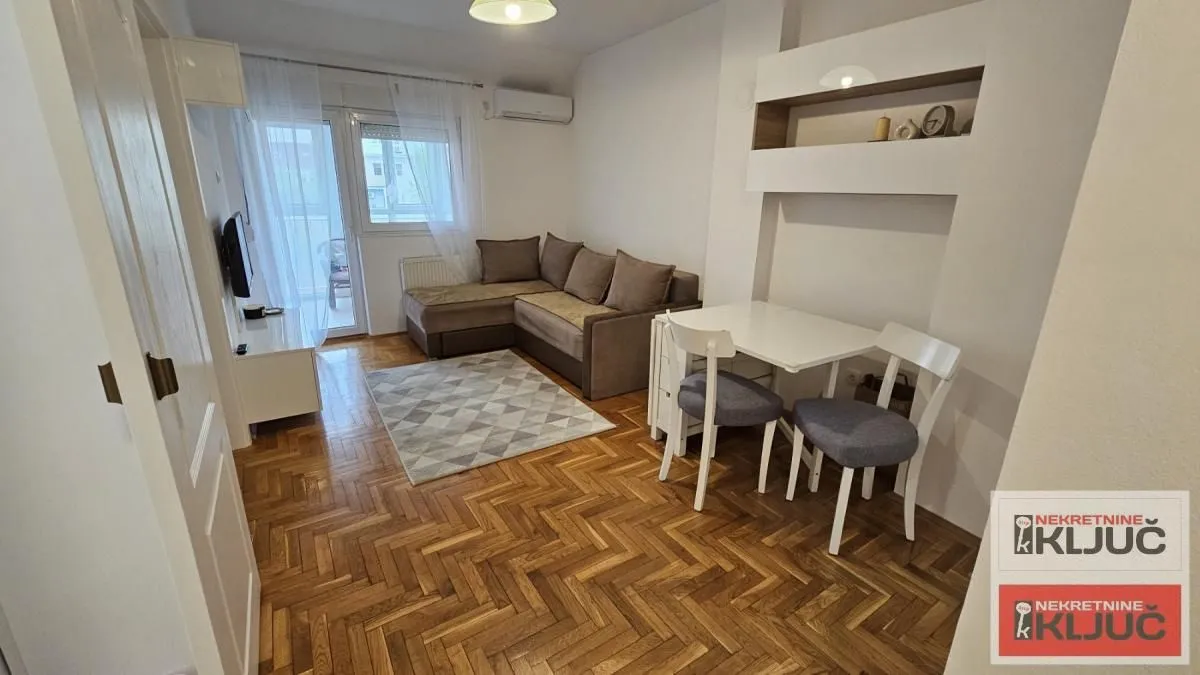 Sale, one bedroom apartment, 39m², Socijalno, Novi Sad Sve Podlokacije