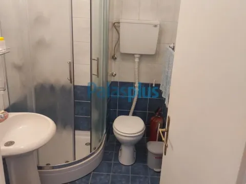 Izdavanje, poslovni prostor, 64m², Vračar Centar, Vračar Sve Podlokacije - image 11