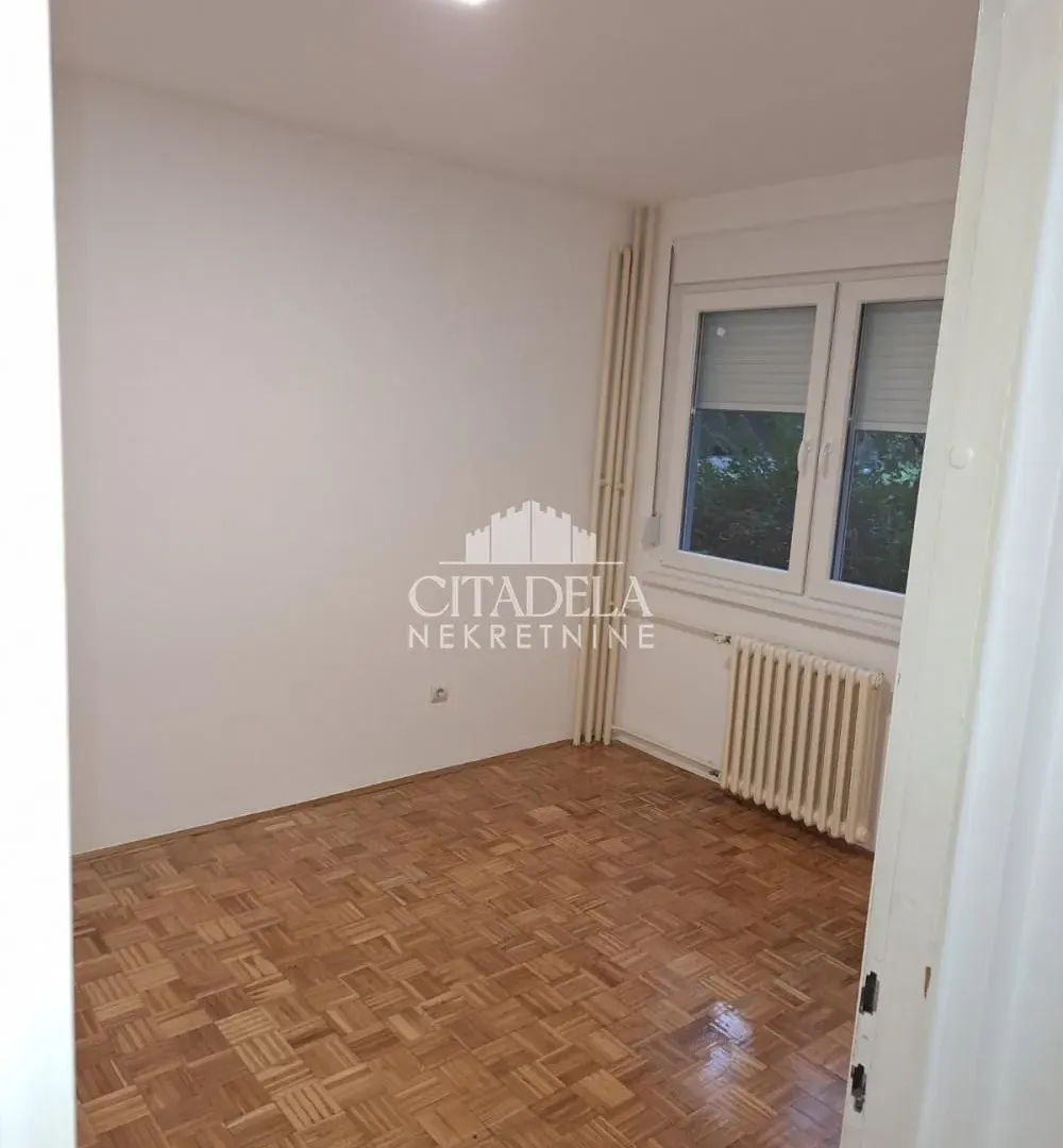 Izdavanje, dvosoban stan, 48m², Čukarica, Beograd