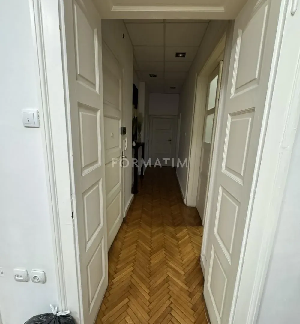 Prodaja, trosoban stan, 95m², Vračar Centar, Vračar Sve Podlokacije