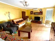 Izdavanje, trosoban stan, 68m², Rafailovići, Budva - image 1