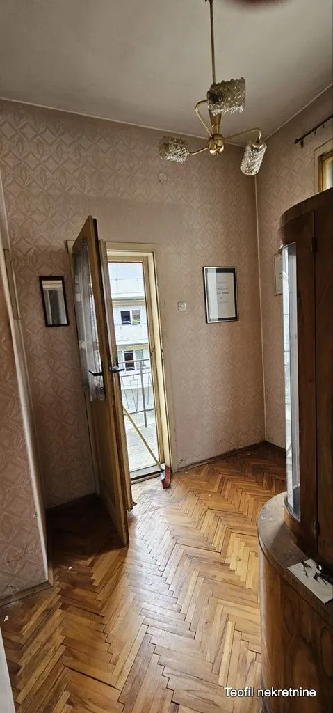 Sale, four bedroom apartment, 108m², Voždovac Sve Podlokacije, Beograd