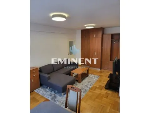 Izdavanje, trosoban stan, 75m², Čukarica, Beograd - image 3