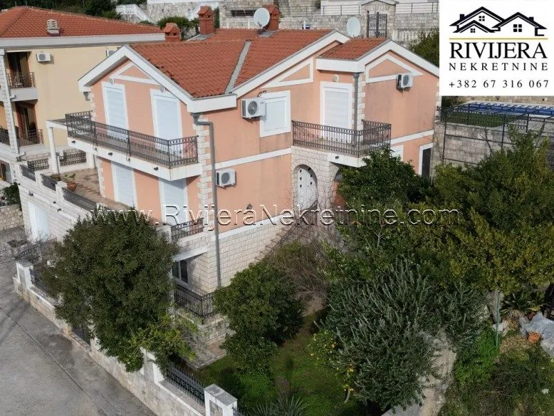 Prodaja, kuća, 300m², Zelenika, Herceg Novi