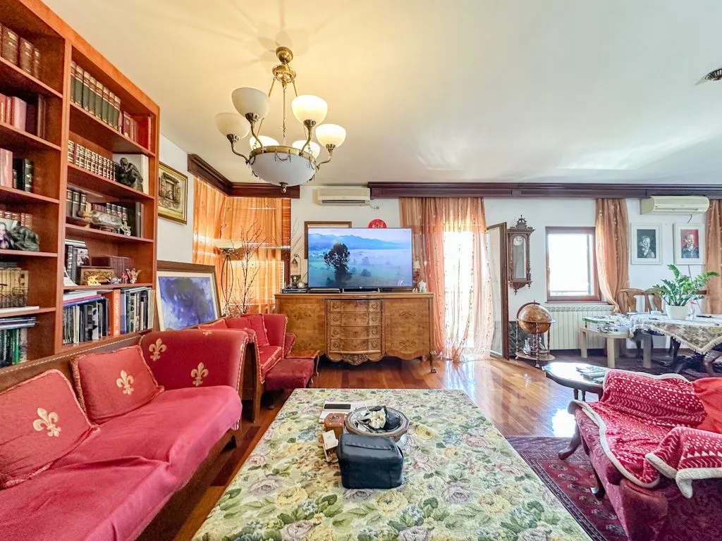 Sale, three bedroom apartment, 136m², Gorica C, Podgorica