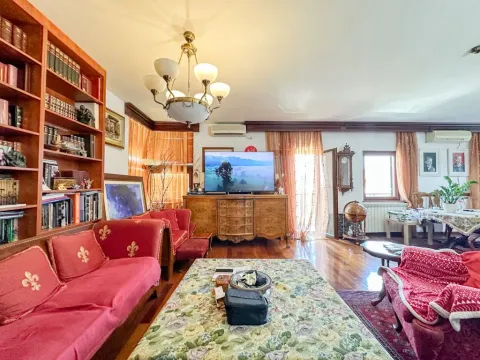 Sale, three bedroom apartment, 136m², Gorica C, Podgorica - image 3