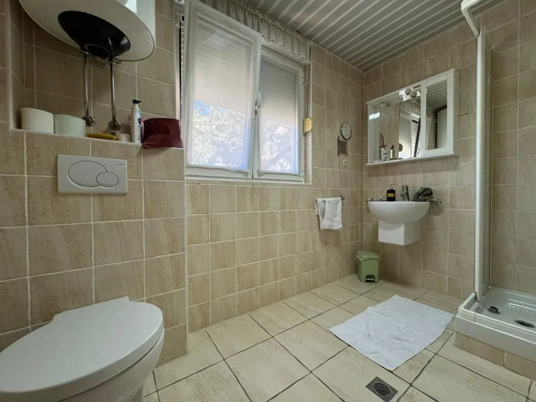 Prodaja, stan, 228m², Bečići, Budva