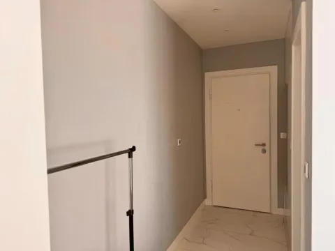 Rent, one bedroom apartment, 50m², Bar, Crna Gora - image 8