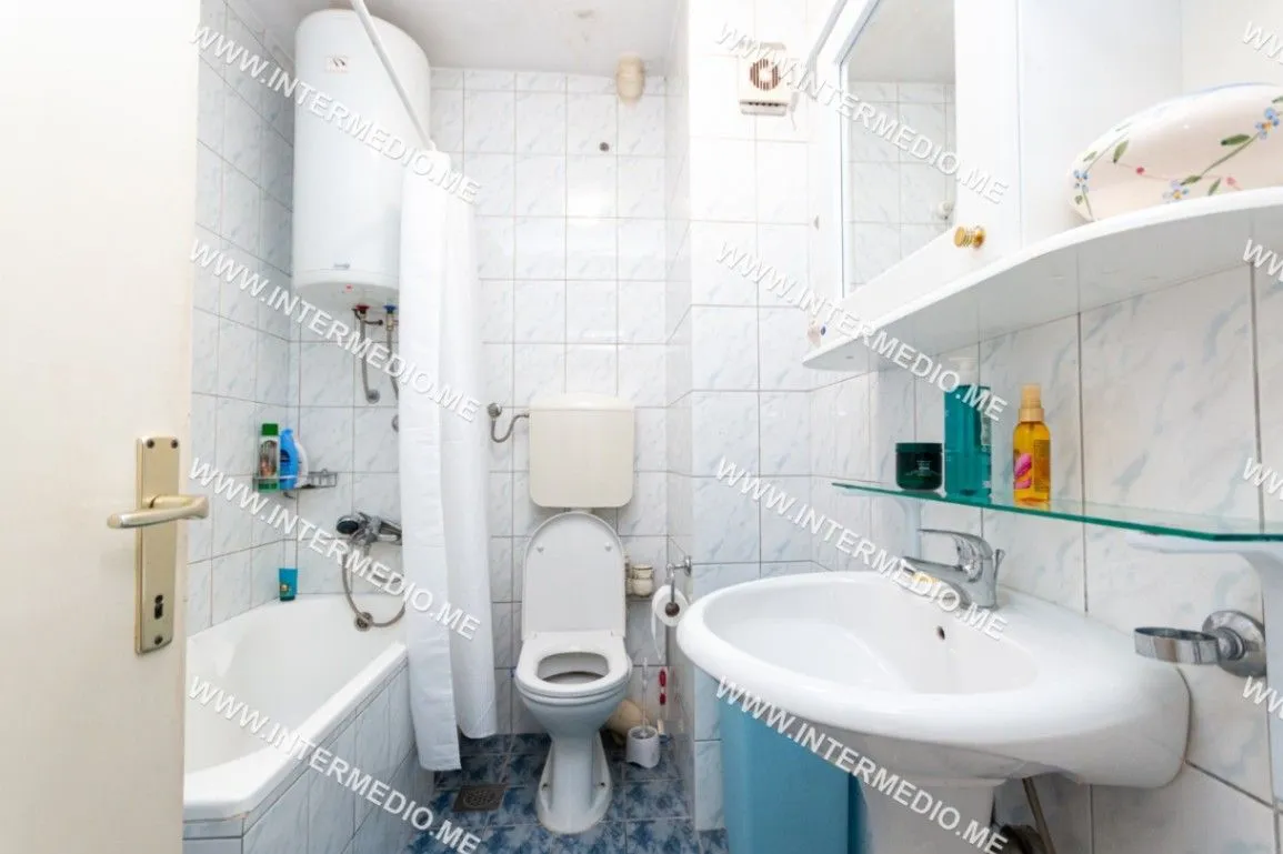Prodaja, dvosoban stan, 66m², Centar, Herceg Novi