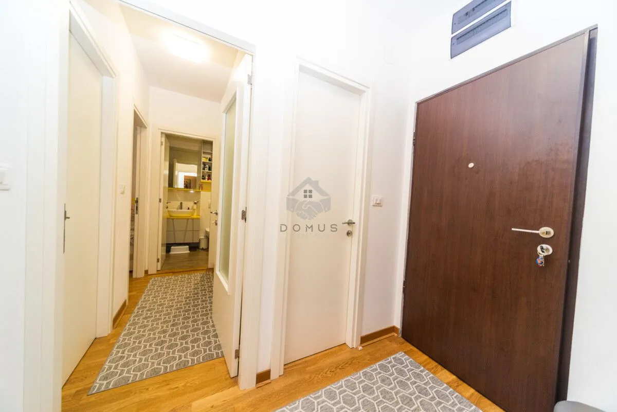 Sale, two bedroom apartment, 63m², City Kej, Podgorica