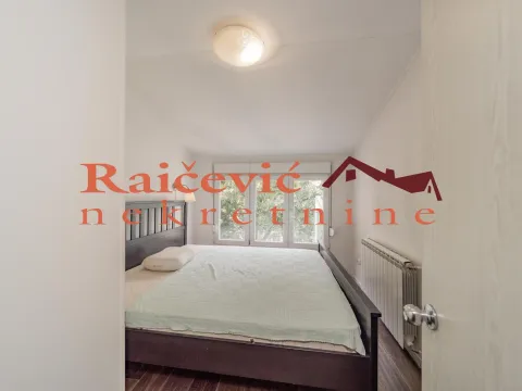 Sale, three bedroom apartment, 82m², Kalenić Pijaca, Vračar Sve Podlokacije - image 12