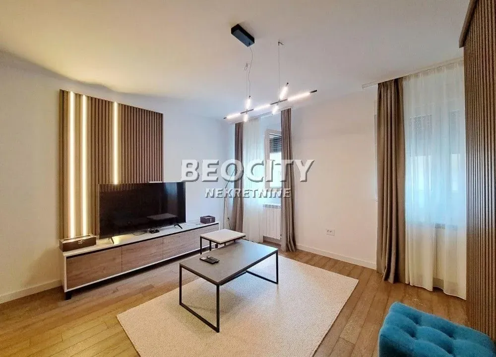 Prodaja, trosoban stan, 62m², Crveni Krst, Beograd