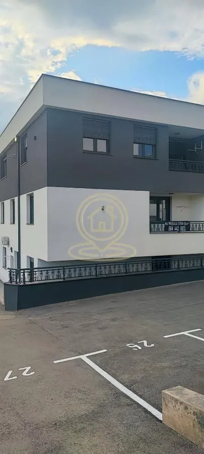 Prodaja, trosoban stan, 82m², Sremska Kamenica, Petrovaradin