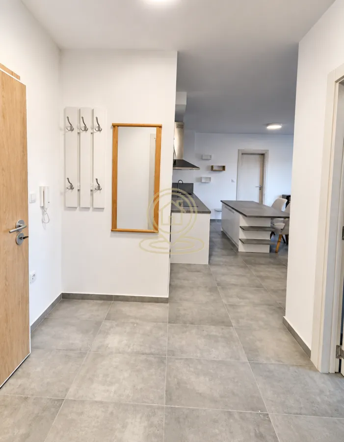 Prodaja, dvosoban stan, 43m², Salajka, Novi Sad Sve Podlokacije