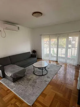 Rent, two bedroom apartment, 89m², Dalmatinska ulica, Podgorica - image 4