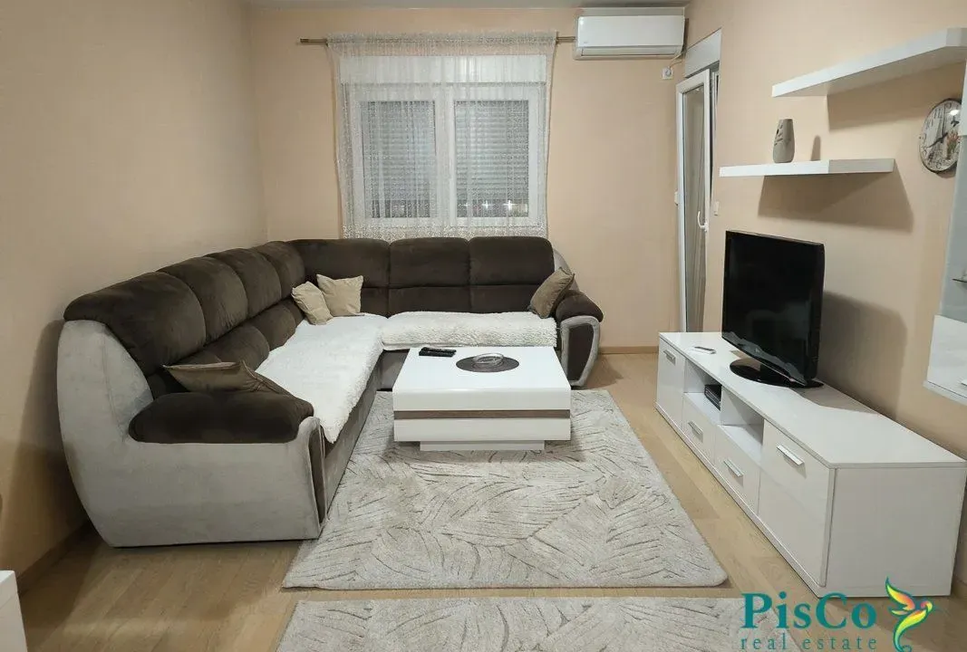 Izdavanje, jednosoban stan, 48m², City Kvart, Podgorica