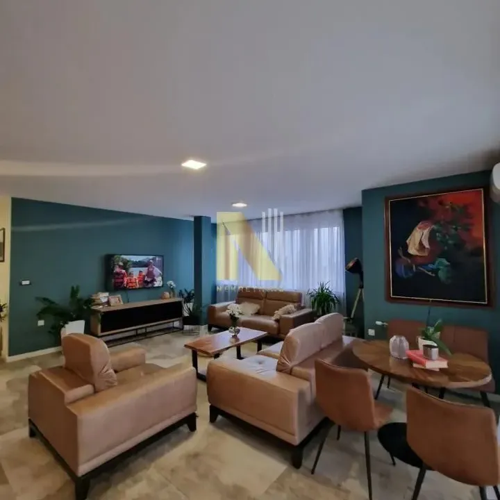 Prodaja, četvorosoban stan, 145m², Telep, Novi Sad Sve Podlokacije