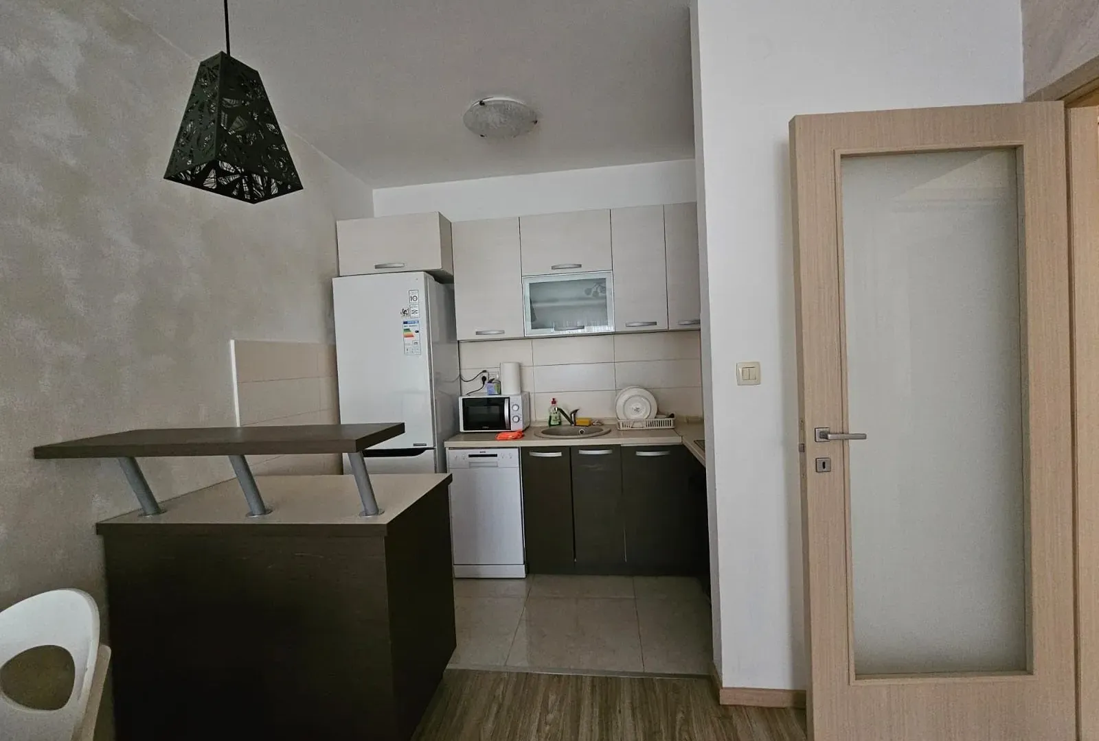 Izdavanje, jednosoban stan, 46m², City Kvart, Podgorica