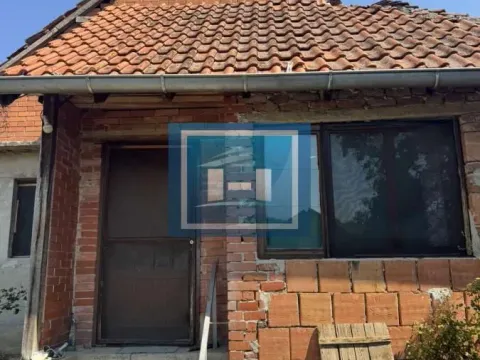 Sale, house, 80m², Ćuprija, Srbija - image 19