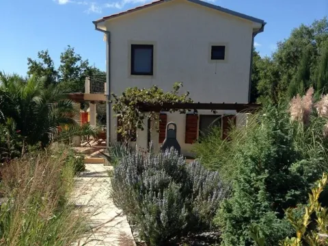 Prodaja, kuća, 225m², Krimovica, Kotor - image 4