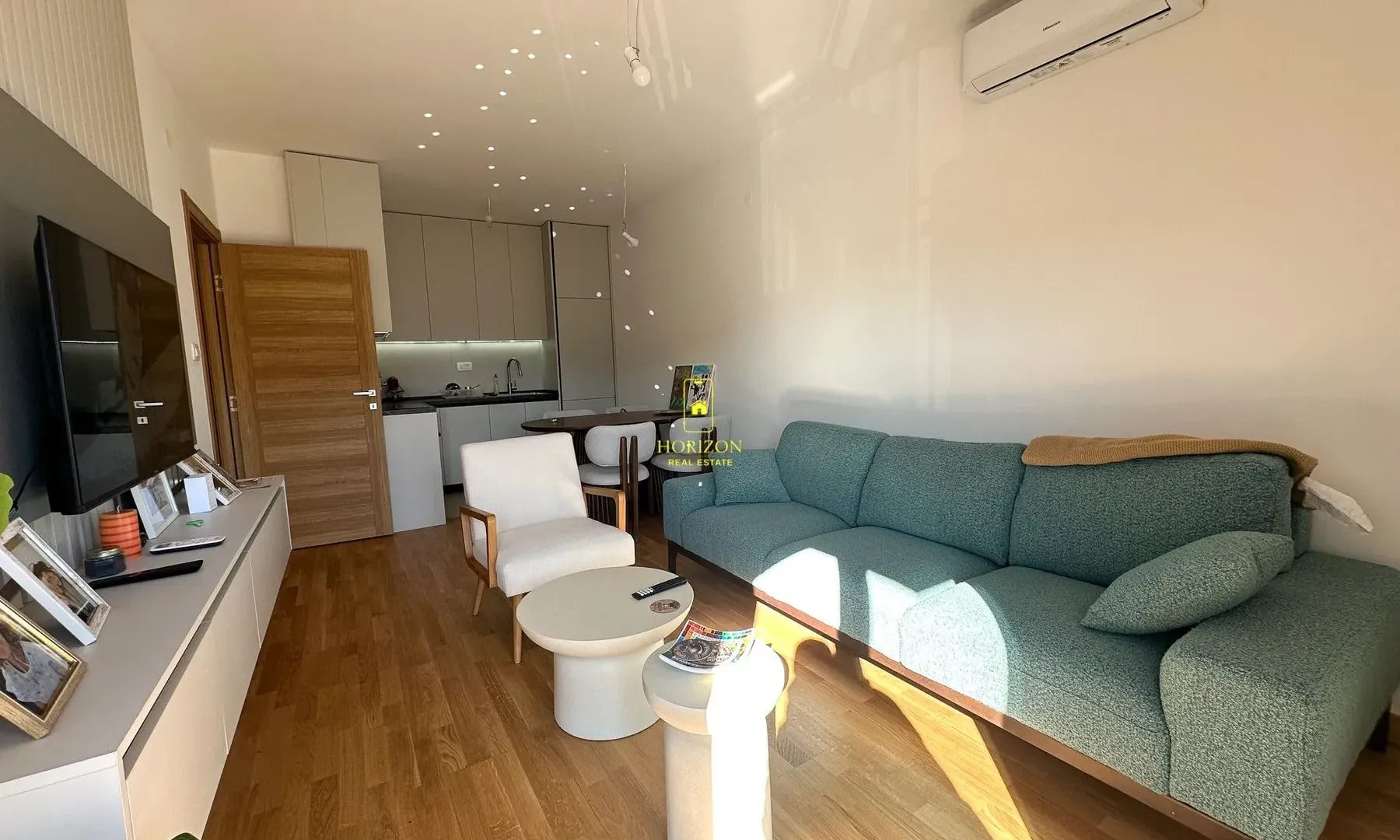 Prodaja, jednosoban stan, 41m², Tološi, Podgorica