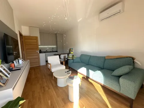 Prodaja, jednosoban stan, 41m², Tološi, Podgorica - image 3