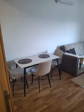 Rent, one bedroom apartment, 45m², Zlatica, Podgorica - image 5
