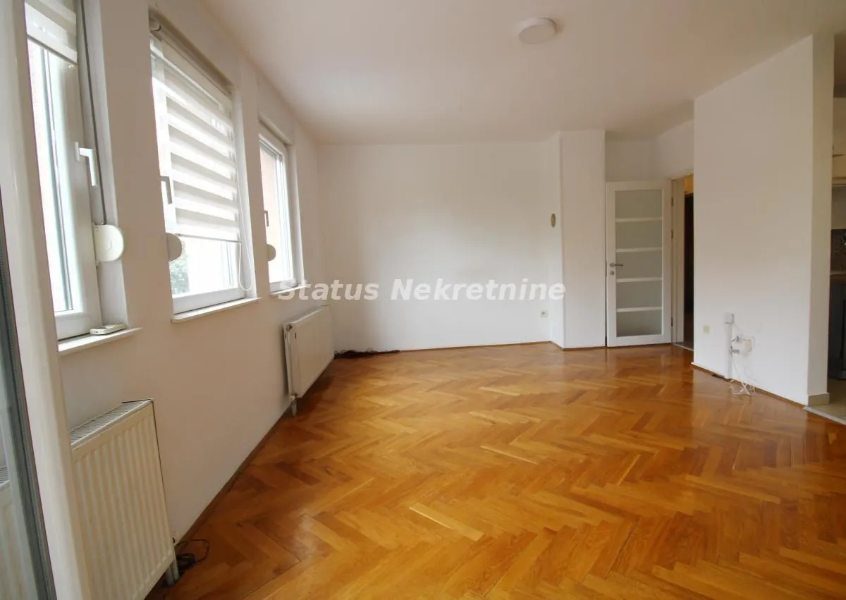 Prodaja, trosoban stan, 83m², Bulevar Oslobodjenja, Novi Sad Sve Podlokacije