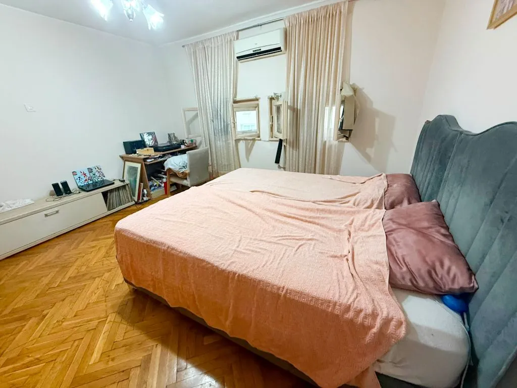 Sale, two bedroom apartment, 127m², Centar, Podgorica