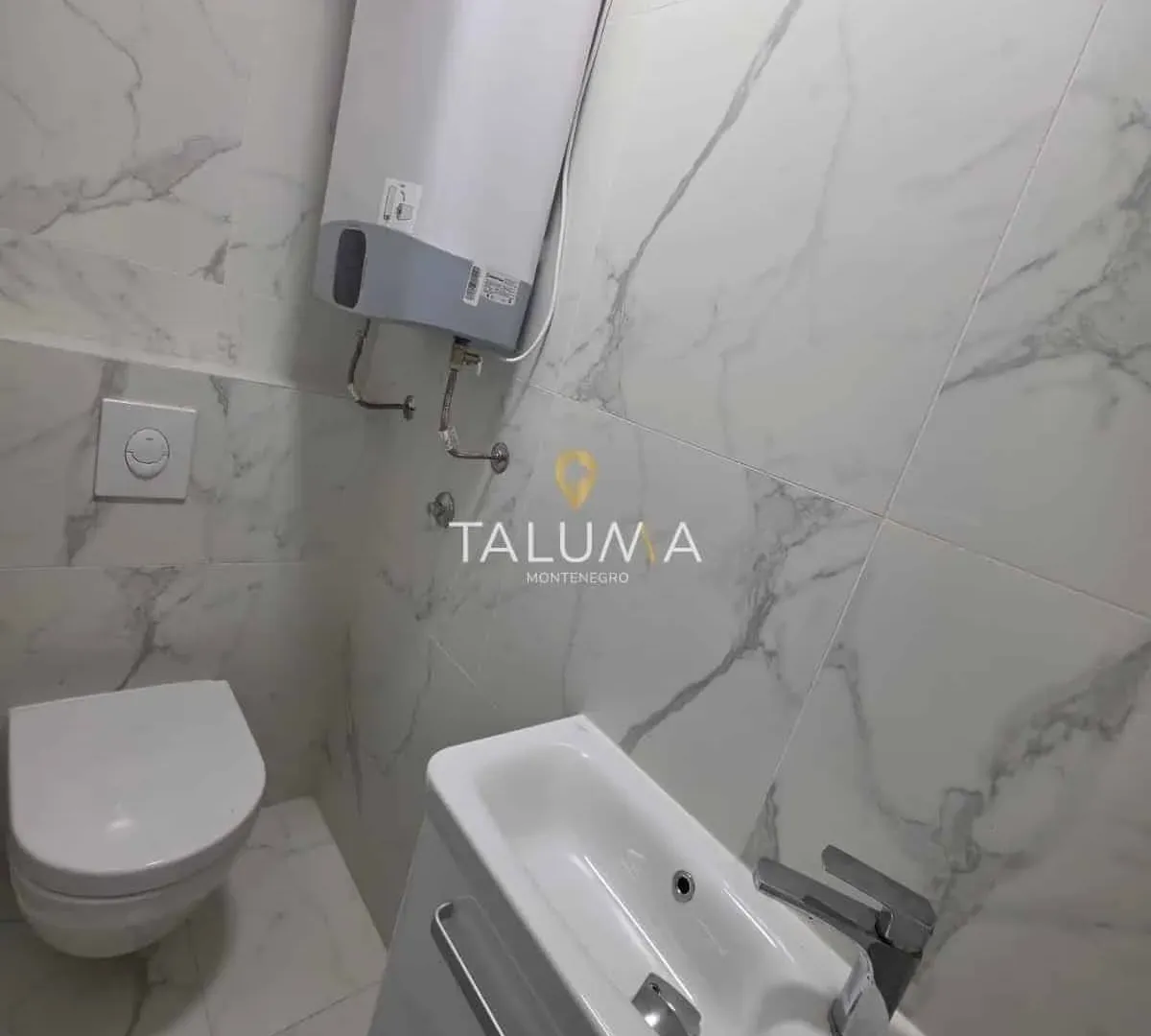 Izdavanje, trosoban stan, 130m², Dalmatinska ulica, Podgorica