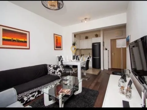 Izdavanje, jednosoban stan, 48m², Momišići, Podgorica