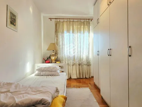 Izdavanje, dvosoban stan, 55m², Stari Aerodrom, Podgorica - image 8